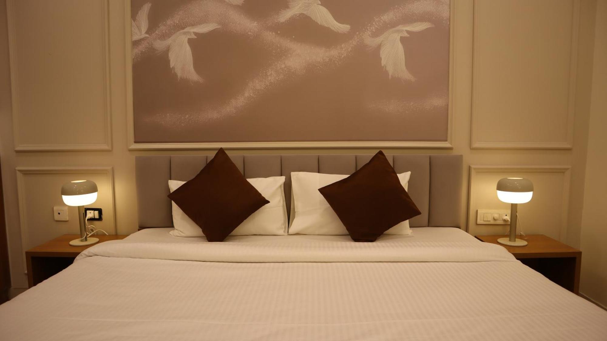 Dcasa Apartment Hotel Hyderabad Esterno foto