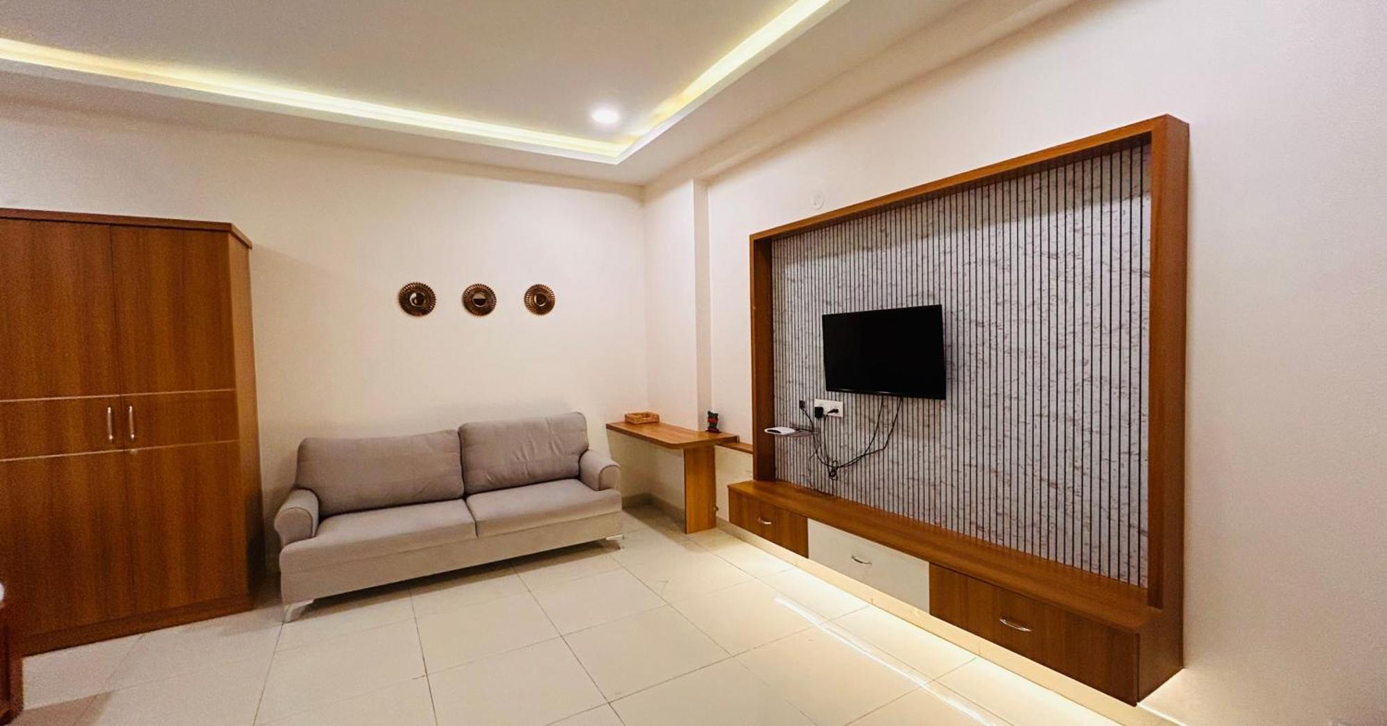 Dcasa Apartment Hotel Hyderabad Esterno foto